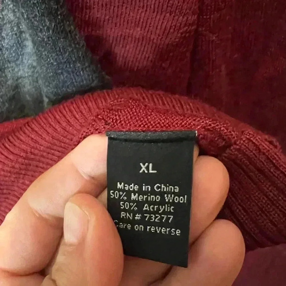 Merino wool blend argyle sweater size XL - Picture 4 of 4